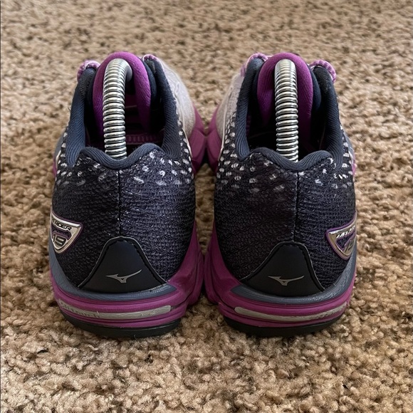 Mizuno Wave Rider 19 Running Shoes Women’s Size 8 - Picture 4 of 7